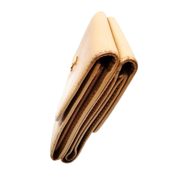 Chanel Compact Wallet - Beige - Picture 2 of 9